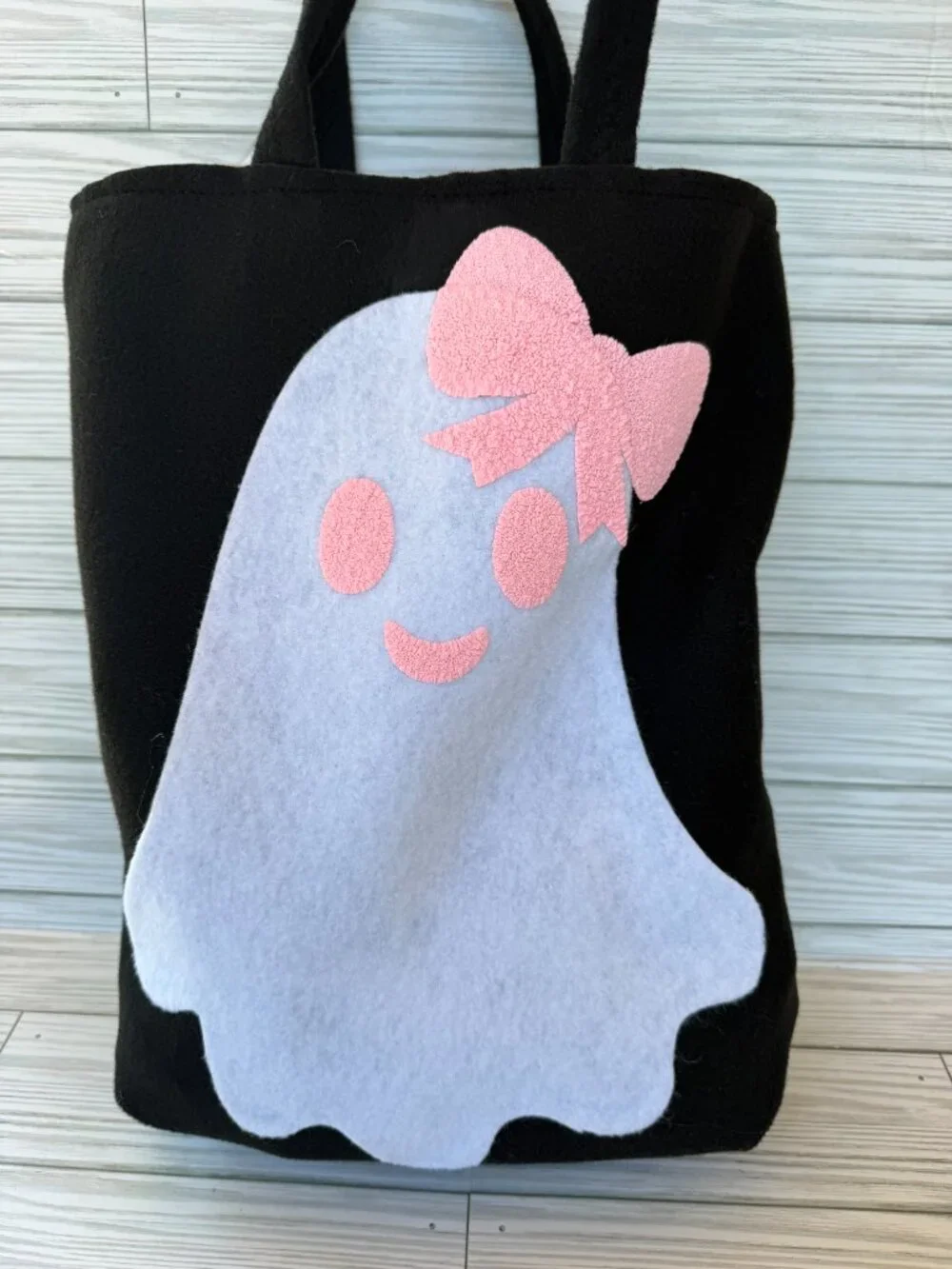 Cute Ghost Halloween Treat bag, Handmade Felt trick or treat Bag, kids Halloween